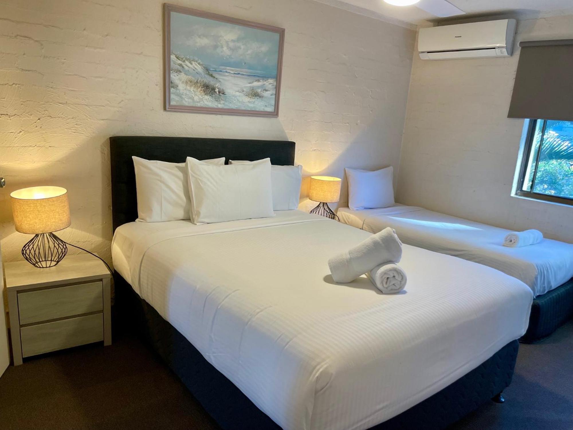 Burleigh Palms Holiday Apartments Gold Coast Ngoại thất bức ảnh